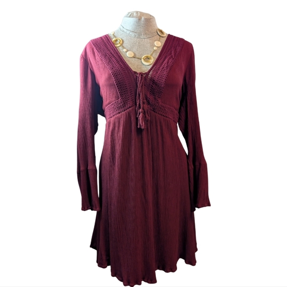 torrid Dresses & Skirts - Torrid Burgundy Long Sleeve Dress